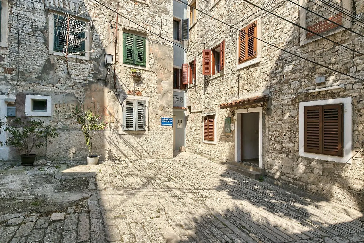 Hostel PUY 0*,  크로아티아