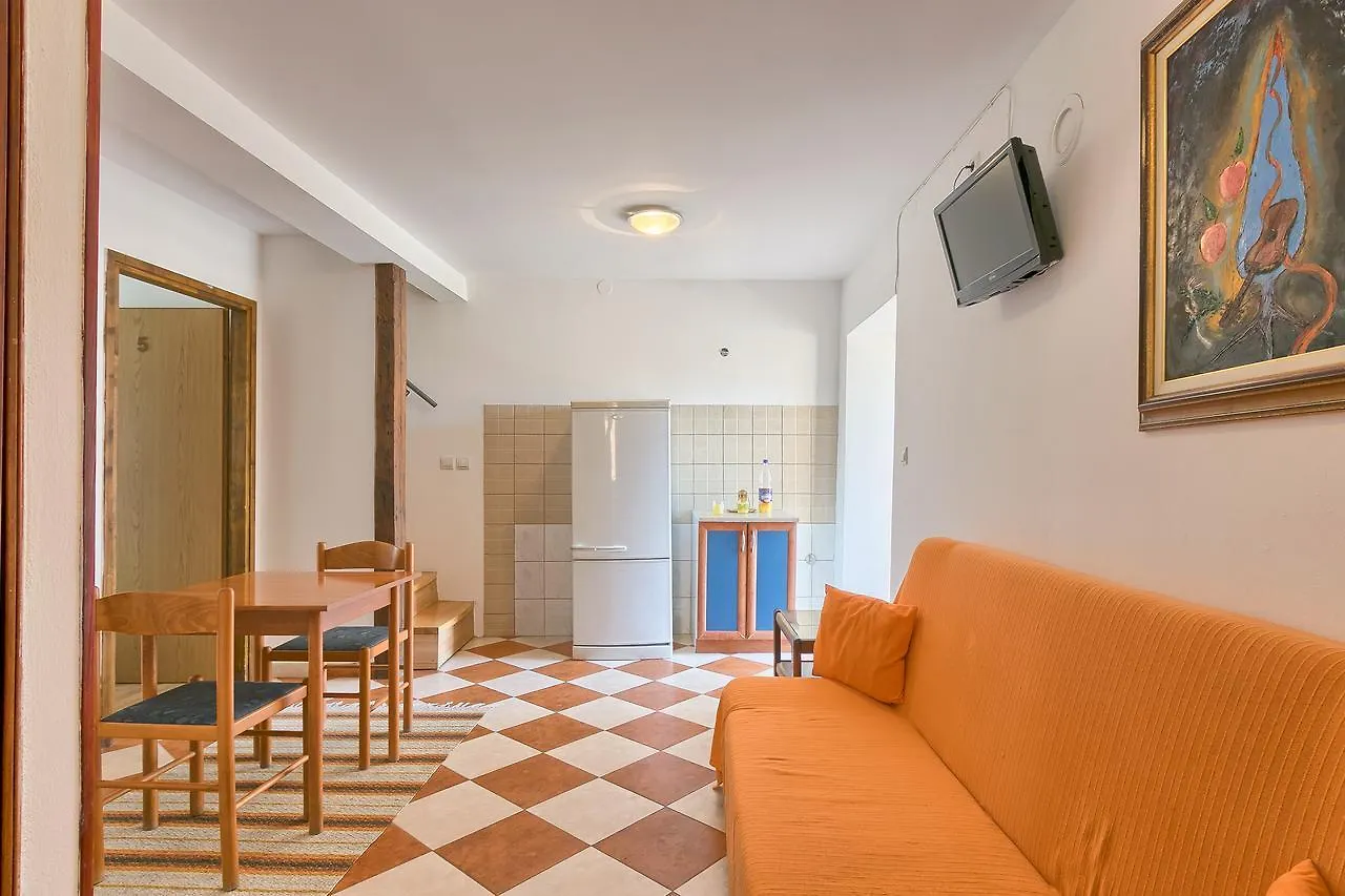 Hostel PUY