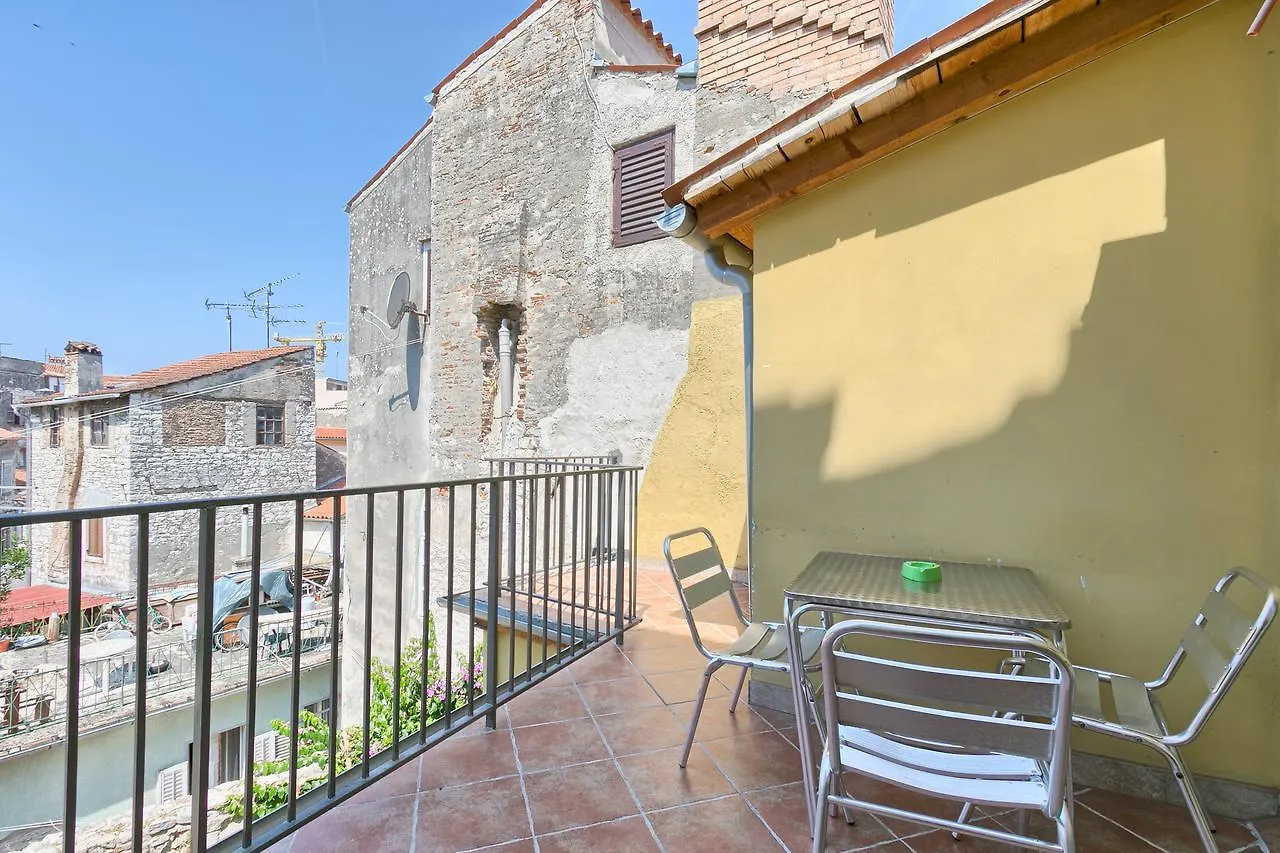 Hostel Pula